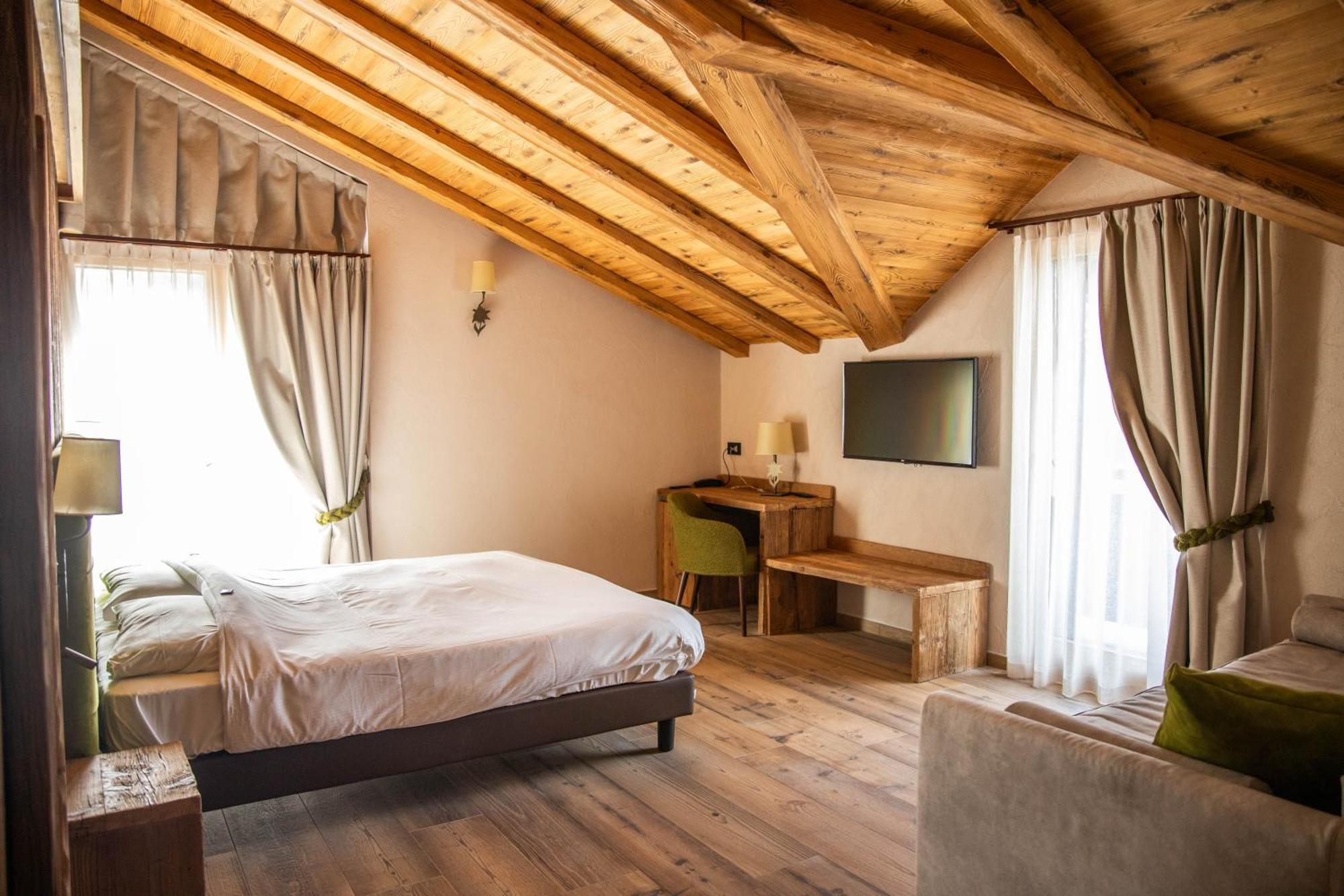 Hotel La Montanina Livigno Eksteriør bilde